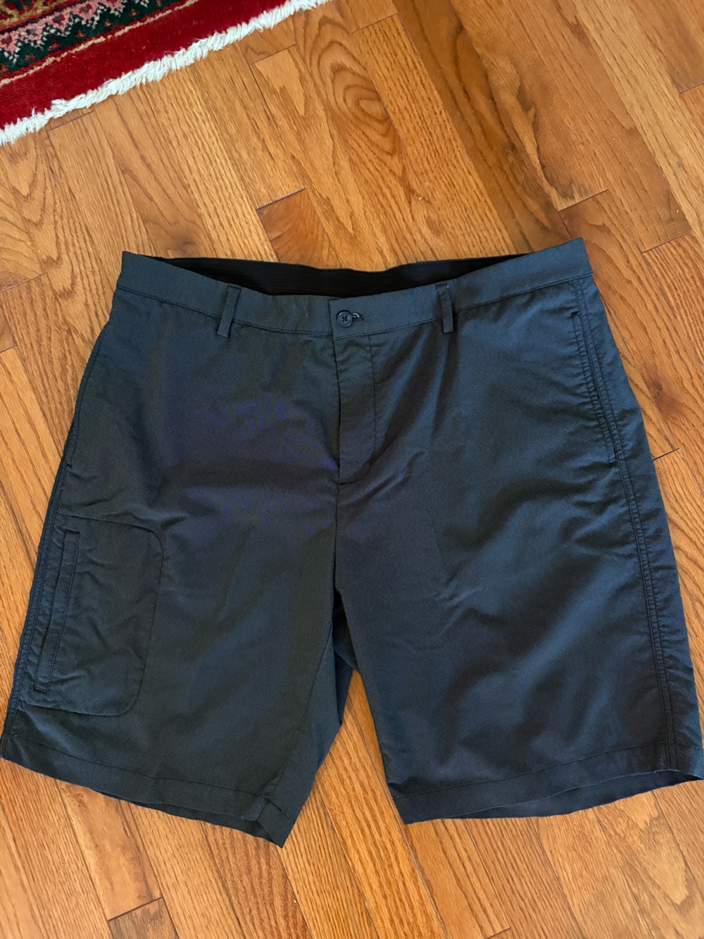 Greg Norman Men's Tech Cargo Golf Shorts.